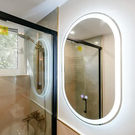 Stylish Amzei Appartement *